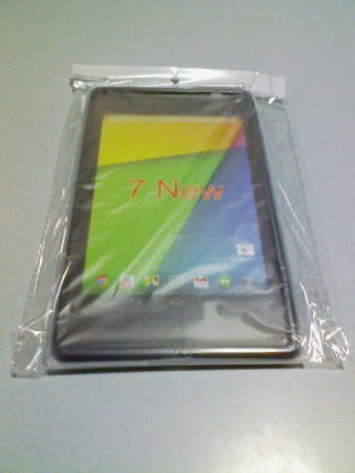 Nexus7 13 徹底レビュー特別編 Nexus7 13 ケース紹介１ Cruzerlite Androidify Tpuケース For Nexus 7 13